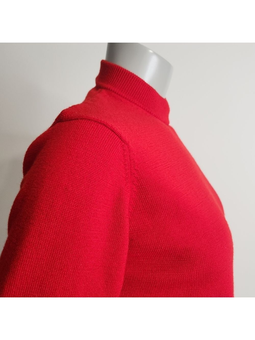 Aritzia X Wilfred Red Merino Wool Mockneck Crop Knit Sweater Size XS - Picture 4 of 9